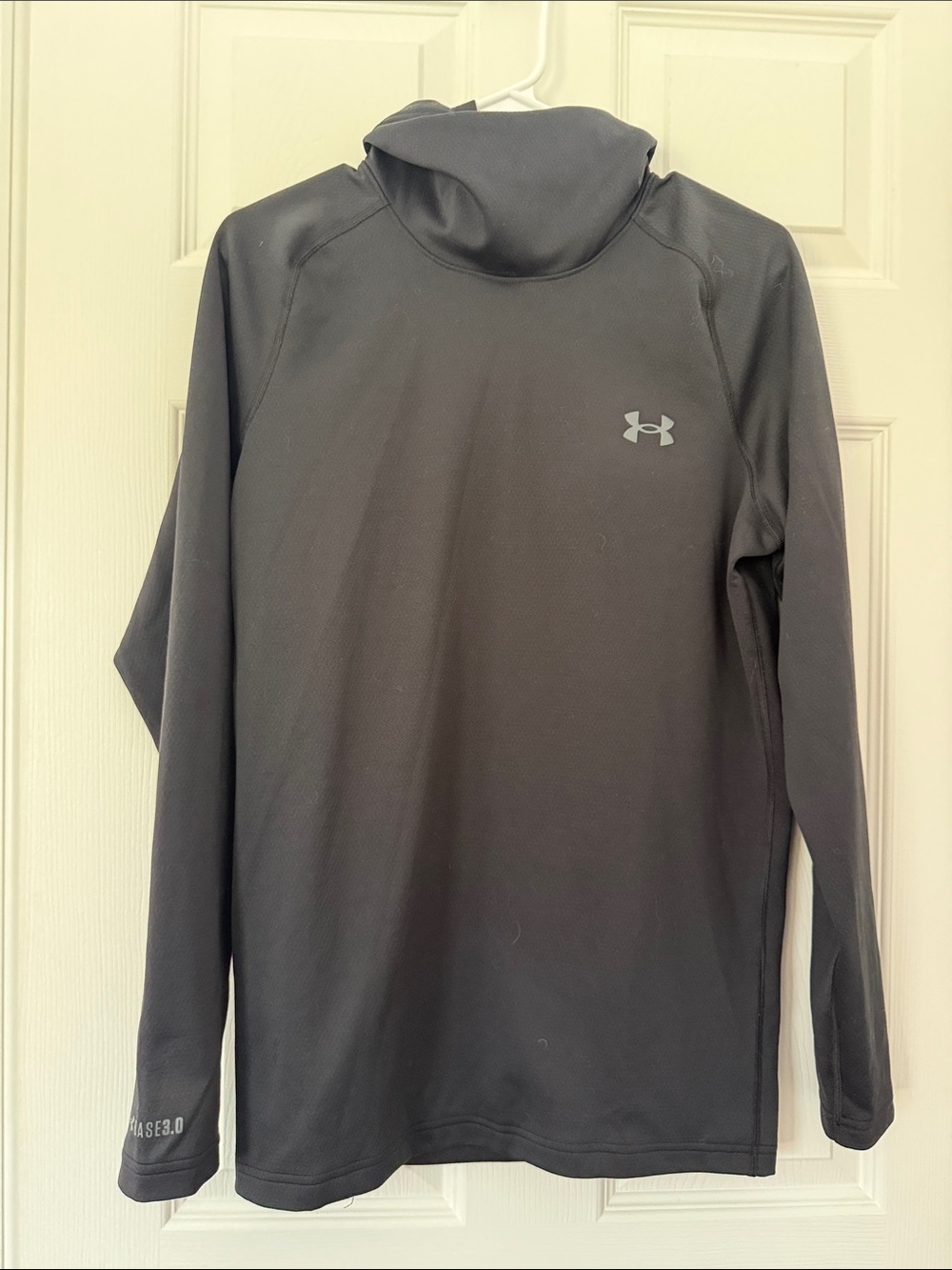 Under Armour Men's Black Long-Sleeve Winter Cold Gear